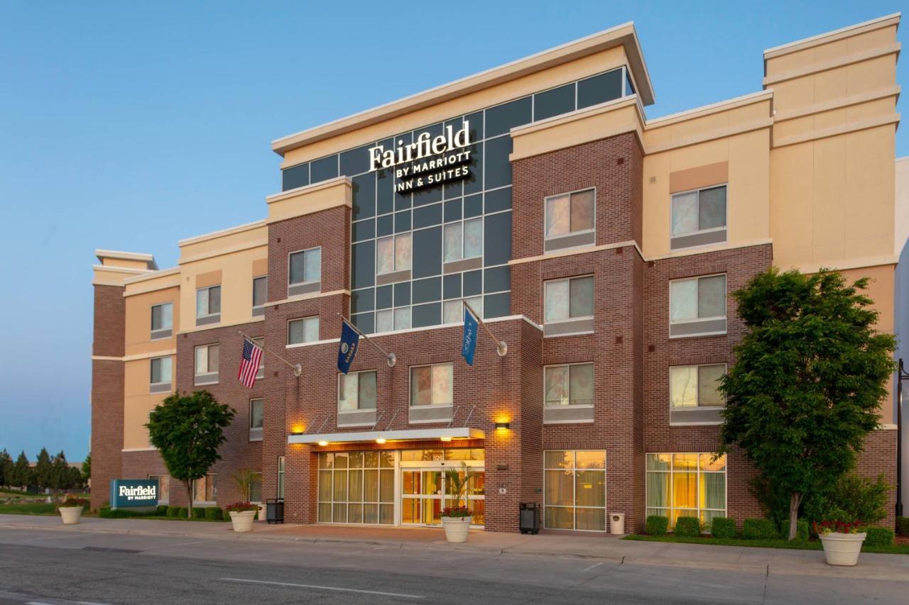 Fairfield Inn & Suites By Marriott Wichita Downtown Eksteriør billede