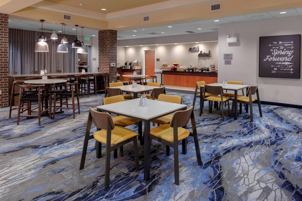 Fairfield Inn & Suites By Marriott Wichita Downtown Eksteriør billede