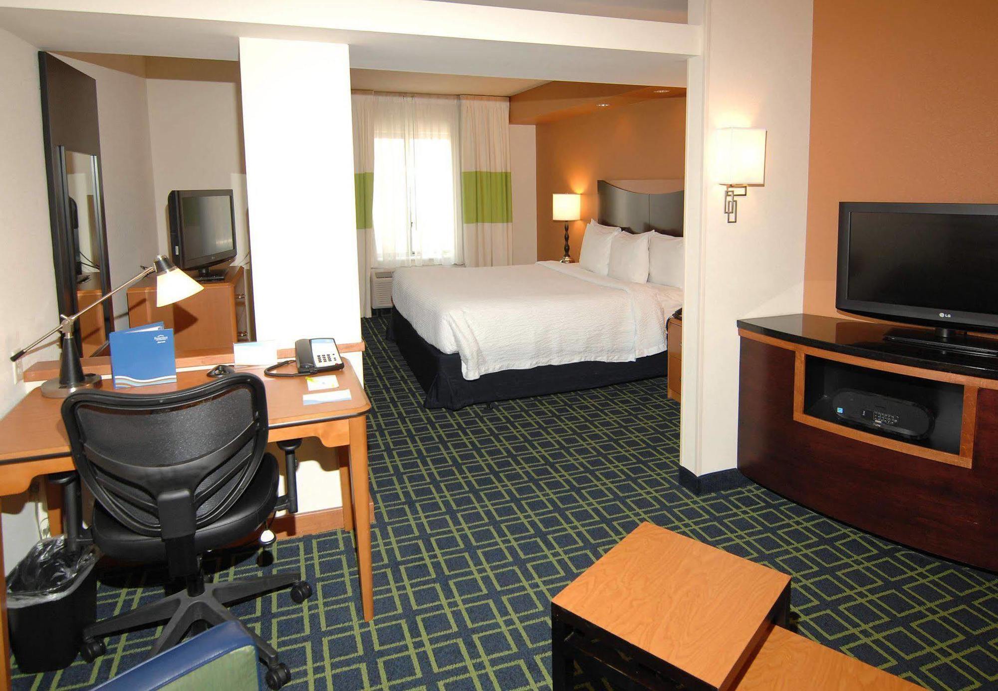 Fairfield Inn & Suites By Marriott Wichita Downtown Eksteriør billede